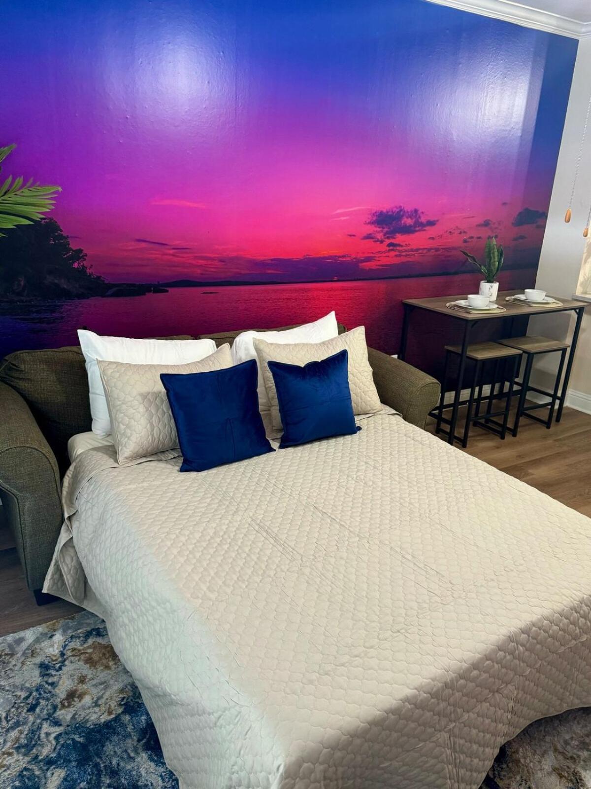Miami Vice - 1br-nrg-medical Center-galleria